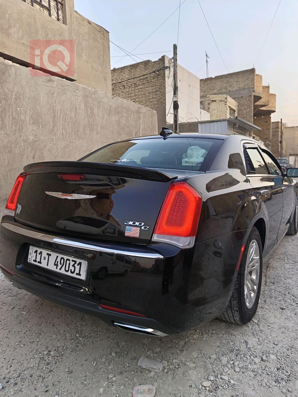 کرایسلەر 300